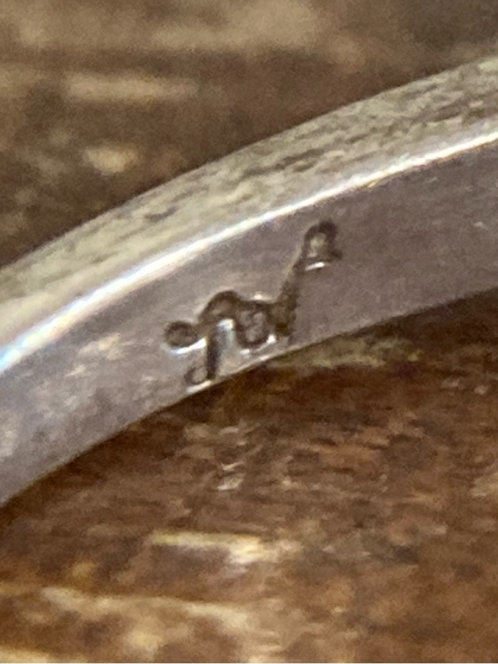 Silver Tone and Black Stone Circle Halo Ring Size 7 Poor Condition Signed JW - Picture 2 of 16